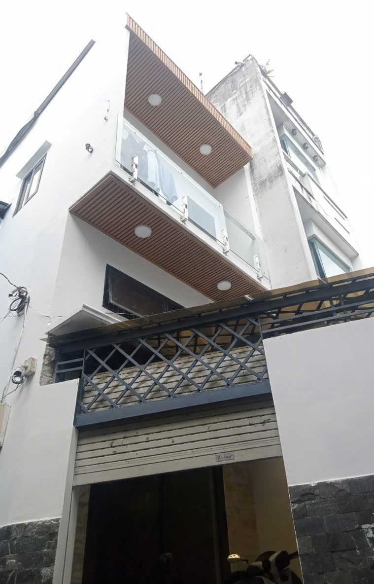 Chỉ 6,7 tỷ sở hữu nhà đẹp 3 tầng Q1 đường Trần Quang Khải sau lưng Hoàng Sa 15983088