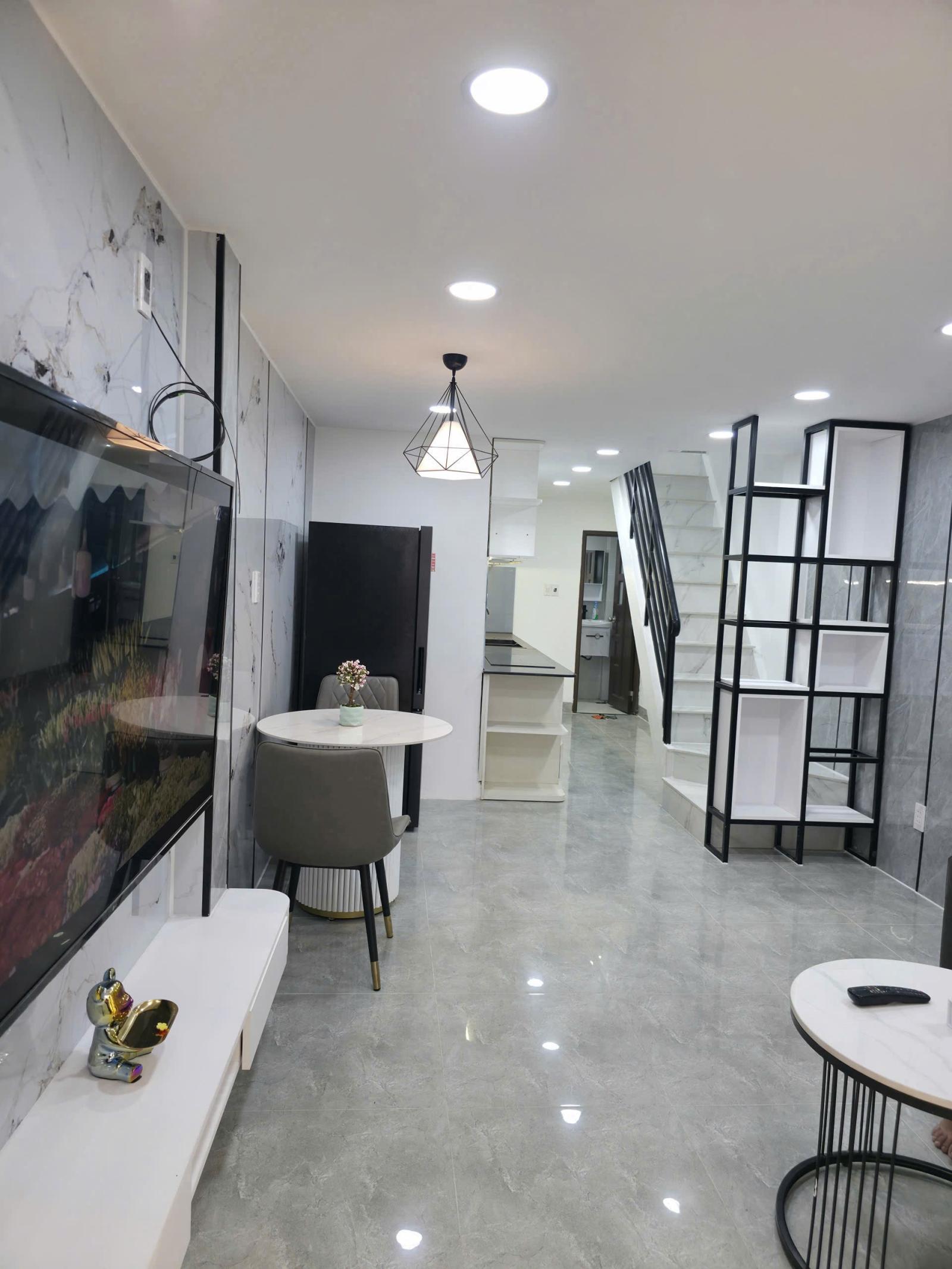 Chỉ 6,7 tỷ sở hữu nhà đẹp 3 tầng Q1 đường Trần Quang Khải sau lưng Hoàng Sa 15983088