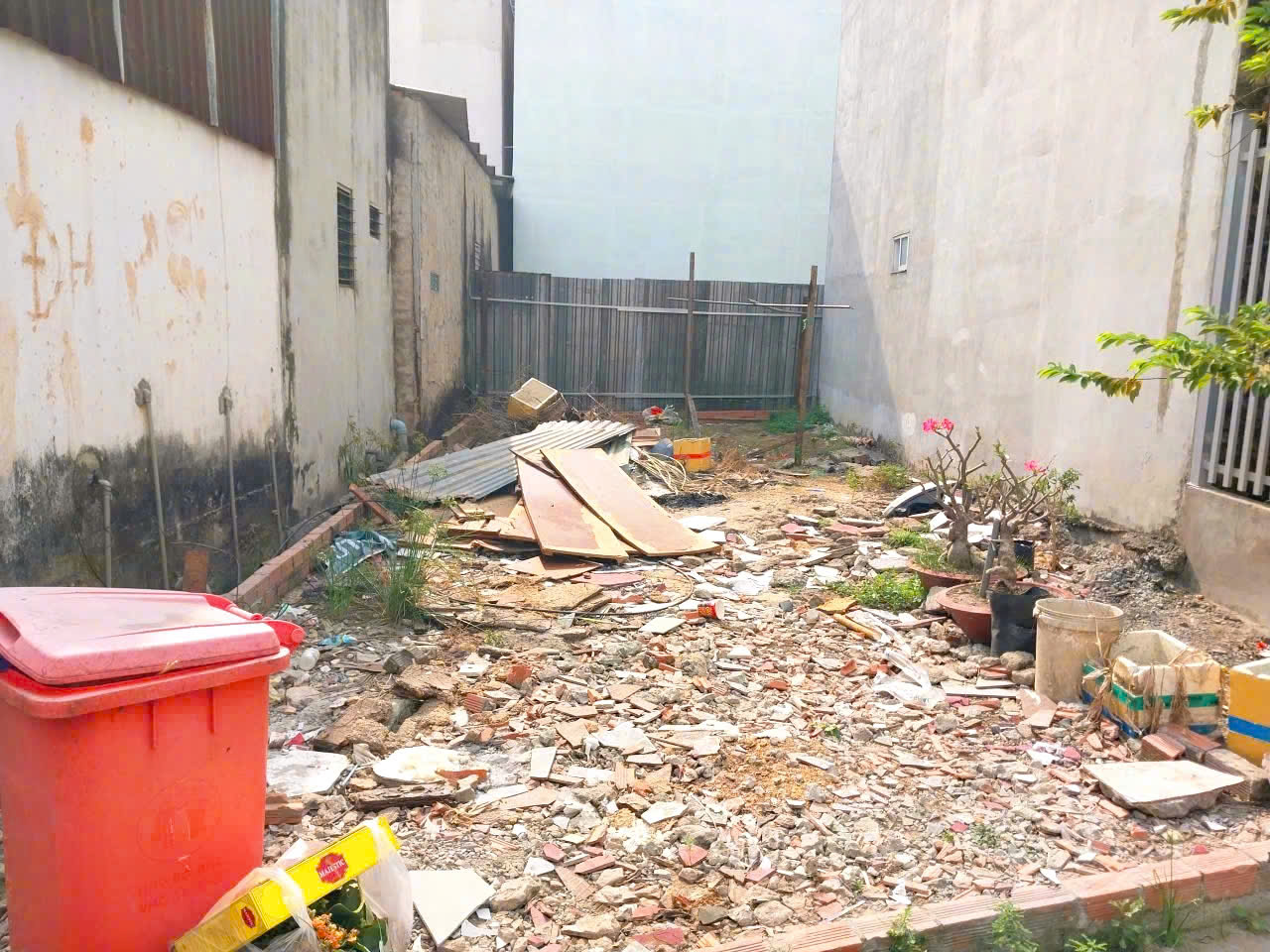 CẦN BÁN 55M2 ĐẤT THỔ CƯ HẺM BA GÁC TÂN TÚC 15983091