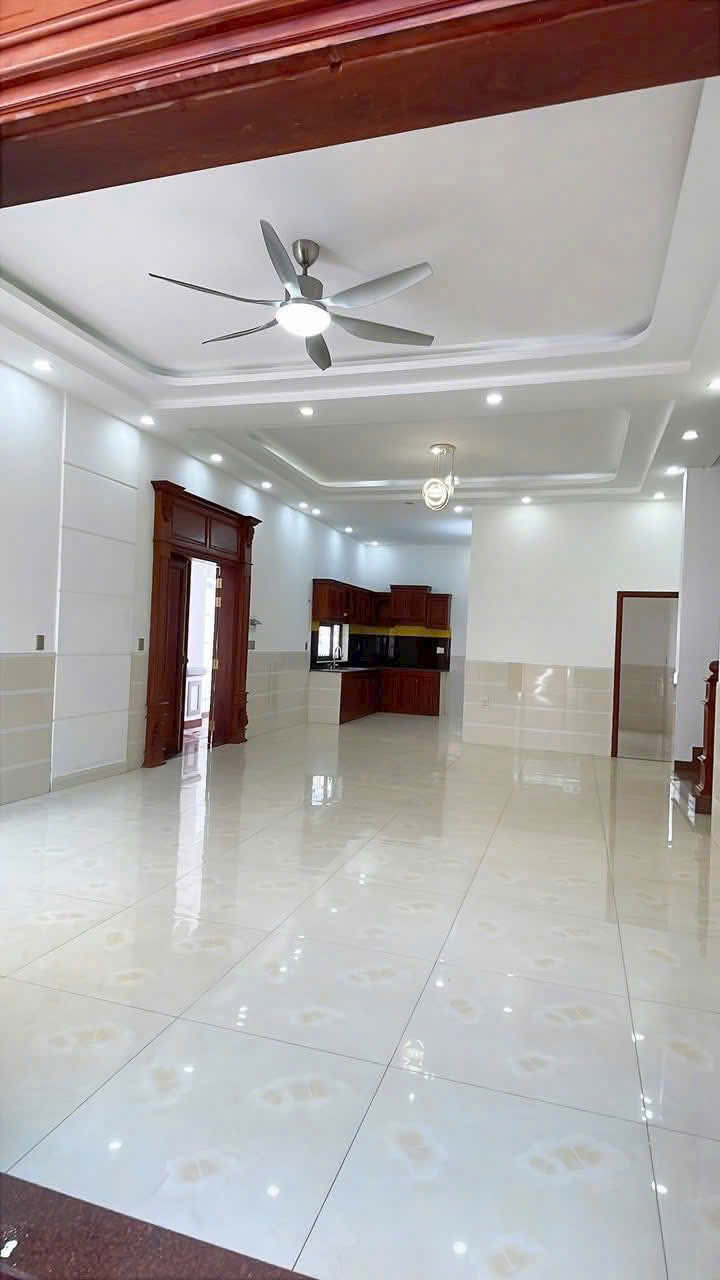 BIỆT THỰ SÂN VƯỜN 12x31M – ĐƯỜNG 7M THẠNH LỘC 37 – GIÁ TỐT 16,5 TỶ 15983122