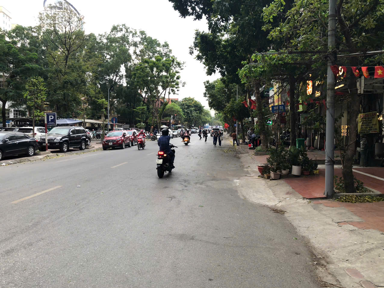 Cho thuê mặt bằng tầng 1 - mặt phố Nguyễn Thị Định - Hà Nội  15983162