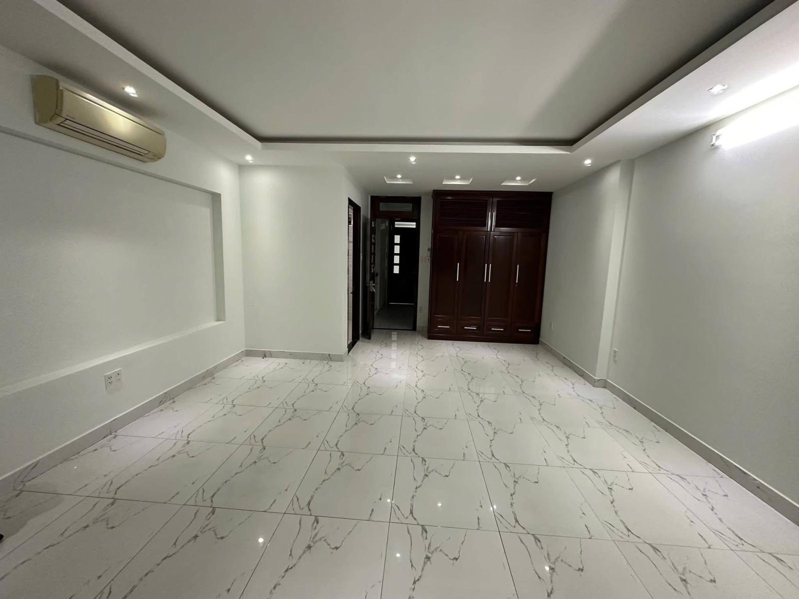 SIÊU PHẨM 5x18 - 1 hầm, 4 tầng - KINH DOANH ĐA NGÀNH NGHỀ gần Vạn Phúc City 15983184