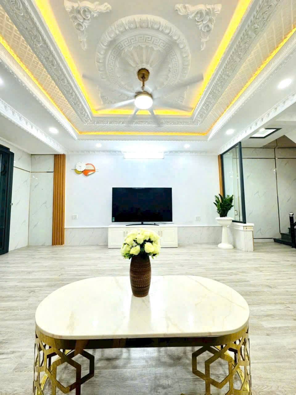 GIÁ TỐT NHẤT PHÂN KHÚC - NHÀ MỚI NGANG 5.5M - GIÁP QUẬN 7 - FULL NỘI THẤT - 5,15 TỶ 15983234