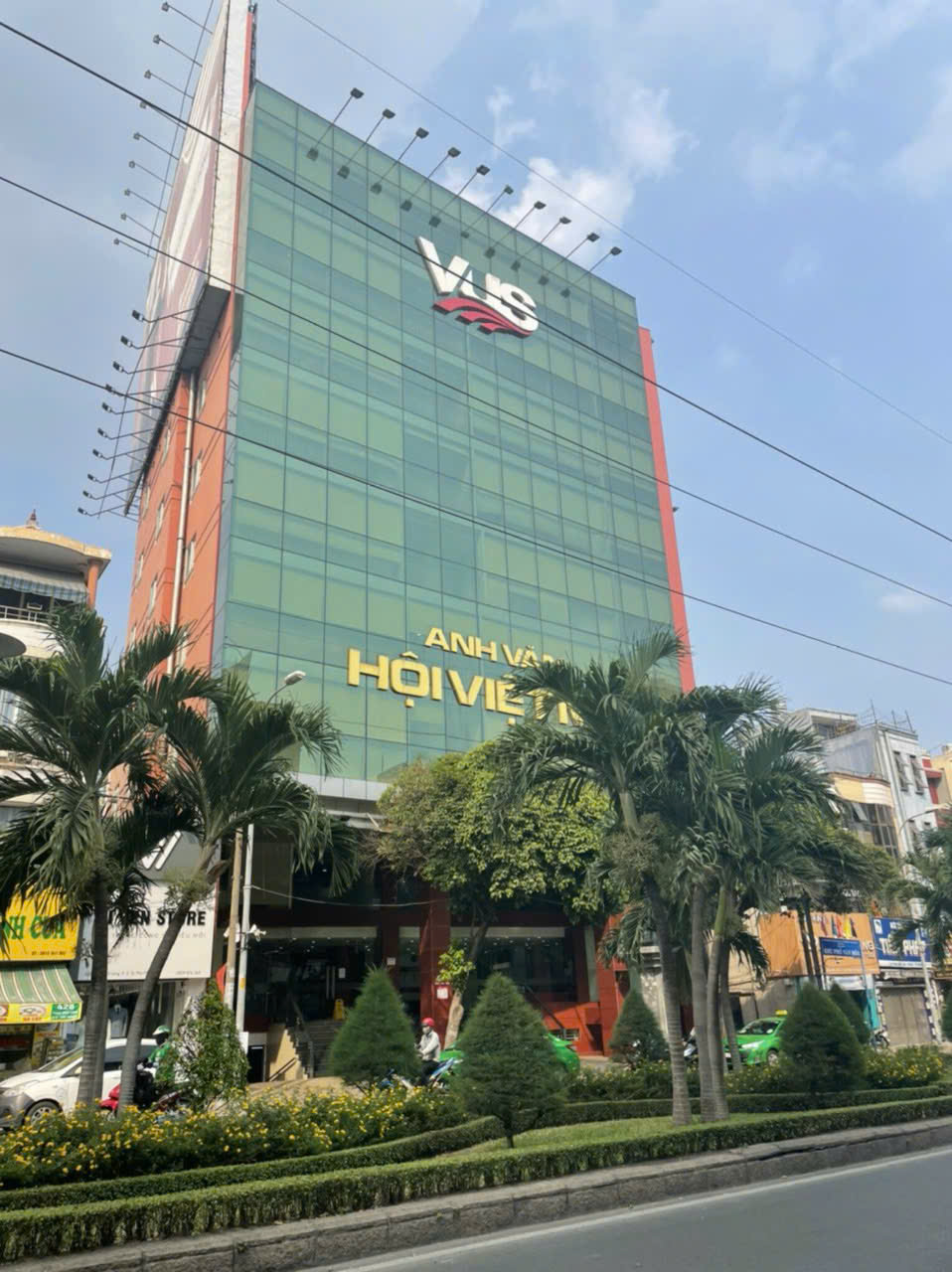 Bán  tòa nhà góc 2 mặt tiền Phan Xích Long Phú Nhuận – dòng tiền 725 triệu/tháng. 15983246