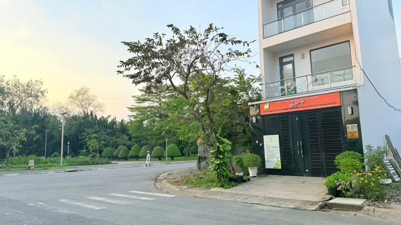 GIẢM 600TR - NHÀ PHỐ VIEW SÔNG - PHẠM HỮU LẦU, QUẬN 7 - GIÁ 13 TỶ 15983251