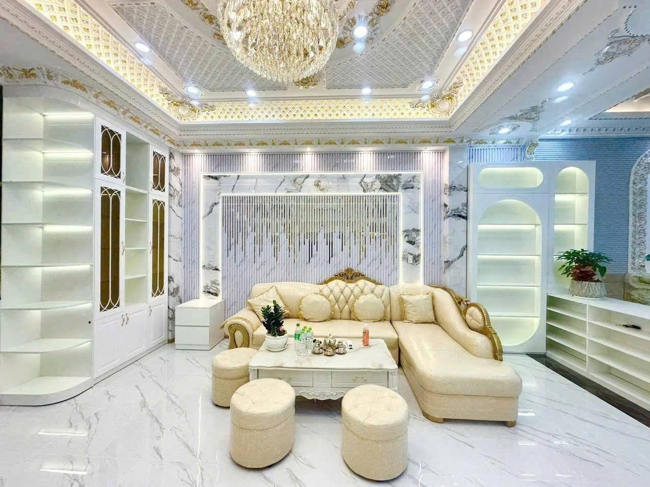 NHÀ TÂN CỔ ĐIỂN CÓ GARA Ô TÔ - ĐÀO TÔNG NGUYÊN, NHÀ BÈ - GIÁP QUẬN 7 - GIÁ 8,8 TỶ 15983257