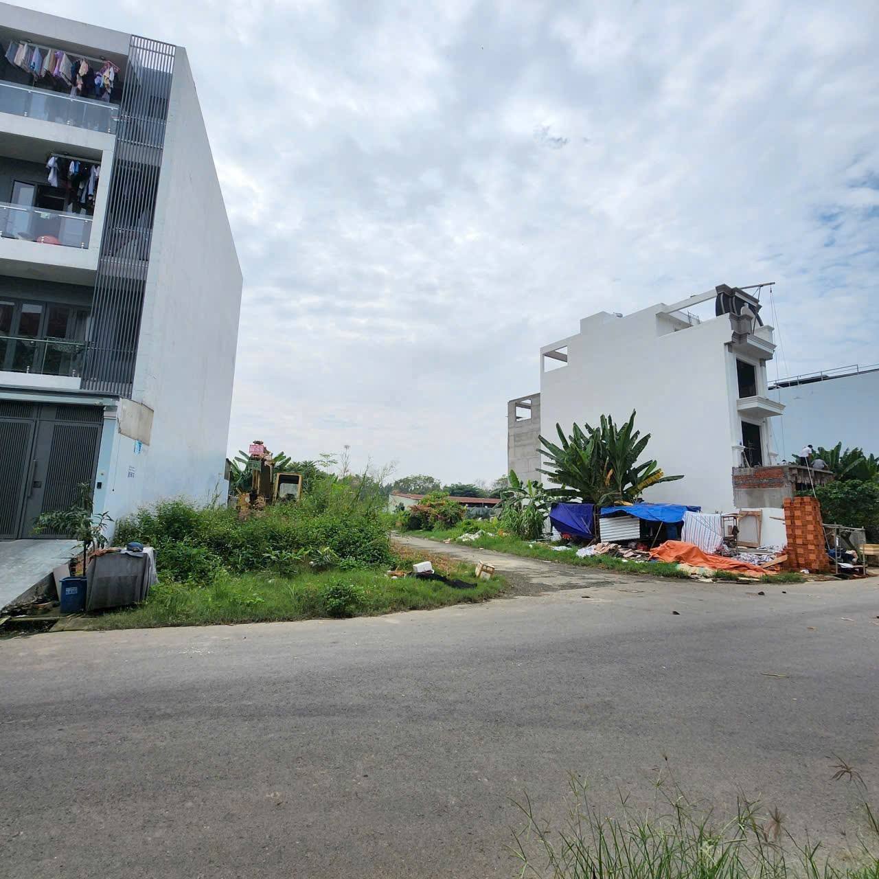 SIÊU PHẨM ĐẤT GÓC 2 MẶT TIỀN - ĐƯỜNG RỘNG 16M - KHU TÁI ĐỊNH CƯ PHÚ MỸ, QUẬN 7 - VỊ TRÍ ĐẸP, DỄ 15983258