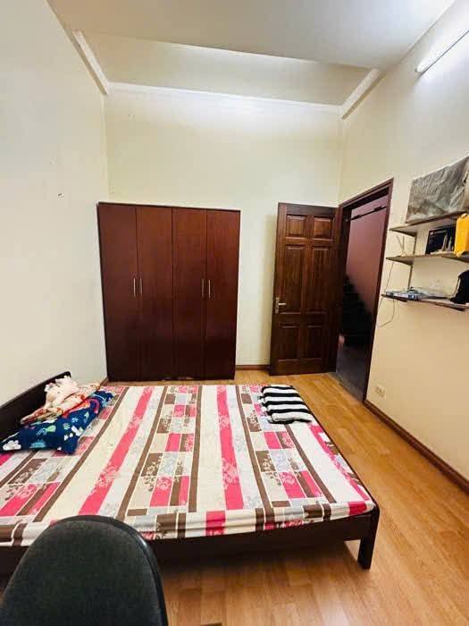 Bán nhà khu phân lô Hoàng Quốc Việt, Cầu Giấy, vỉa hè ô tô, 48m, mặt tiền 5.3m, 18.5 tỷ 15983277