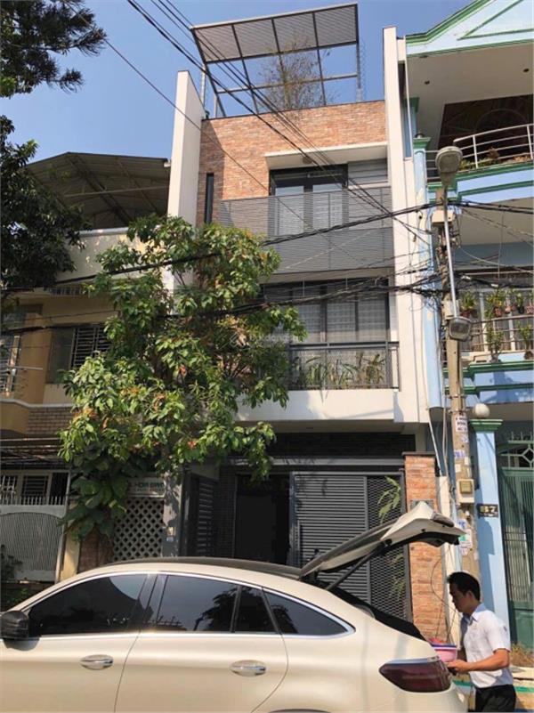 Bán Nhà 1/ HẺM XE TẢI 10M THÔNG Nguyễn Oanh, P.17 _ 5m x 20m, 4 Tấm _ Giá bán : 13.5 Tỷ TL 15983283