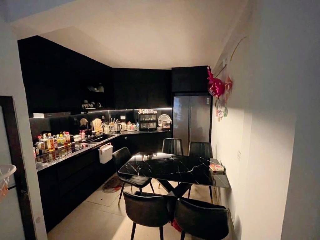 🔥 LÔ GÓC KHƯƠNG TRUNG – TRƯỚC NHÀ THOÁNG – GẦN Ô TÔ – Ở NGAY 🔥 15983306