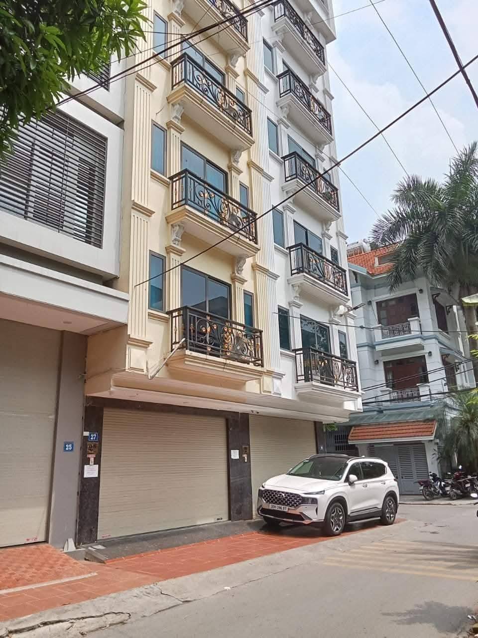 Nhà đẹp, bán nhà Đào Tấn, ô tô vào nhà, thang máy, 54m, chỉ 24 tỷ 15983343