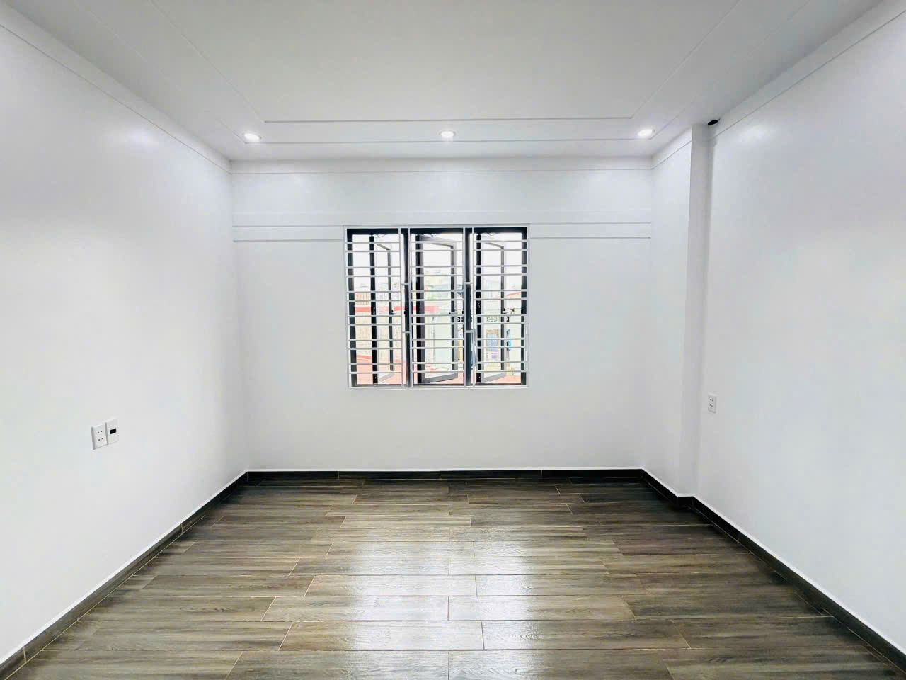 Còn duy nhất 1 căn 4 tầng độc lập Bùi Thị Tự Nhiên Đông Hải  vô cùng kiên cố, chắc chắn, thiết kế 15983357