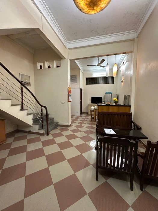 NHÀ PHỐ, ĐÔNG QUAN, CẦU GIẤY-VỈA HÈ-KD-Ô TÔ: 57M X5T, MT 5M, GIÁ 25,9 TỶ. 15983364