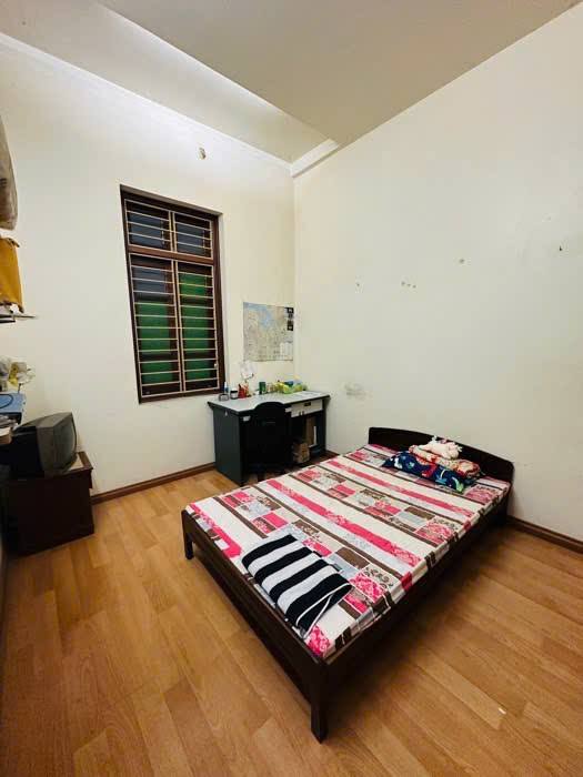 NHÀ PHỐ, ĐÔNG QUAN, CẦU GIẤY-VỈA HÈ-KD-Ô TÔ: 57M X5T, MT 5M, GIÁ 25,9 TỶ. 15983364