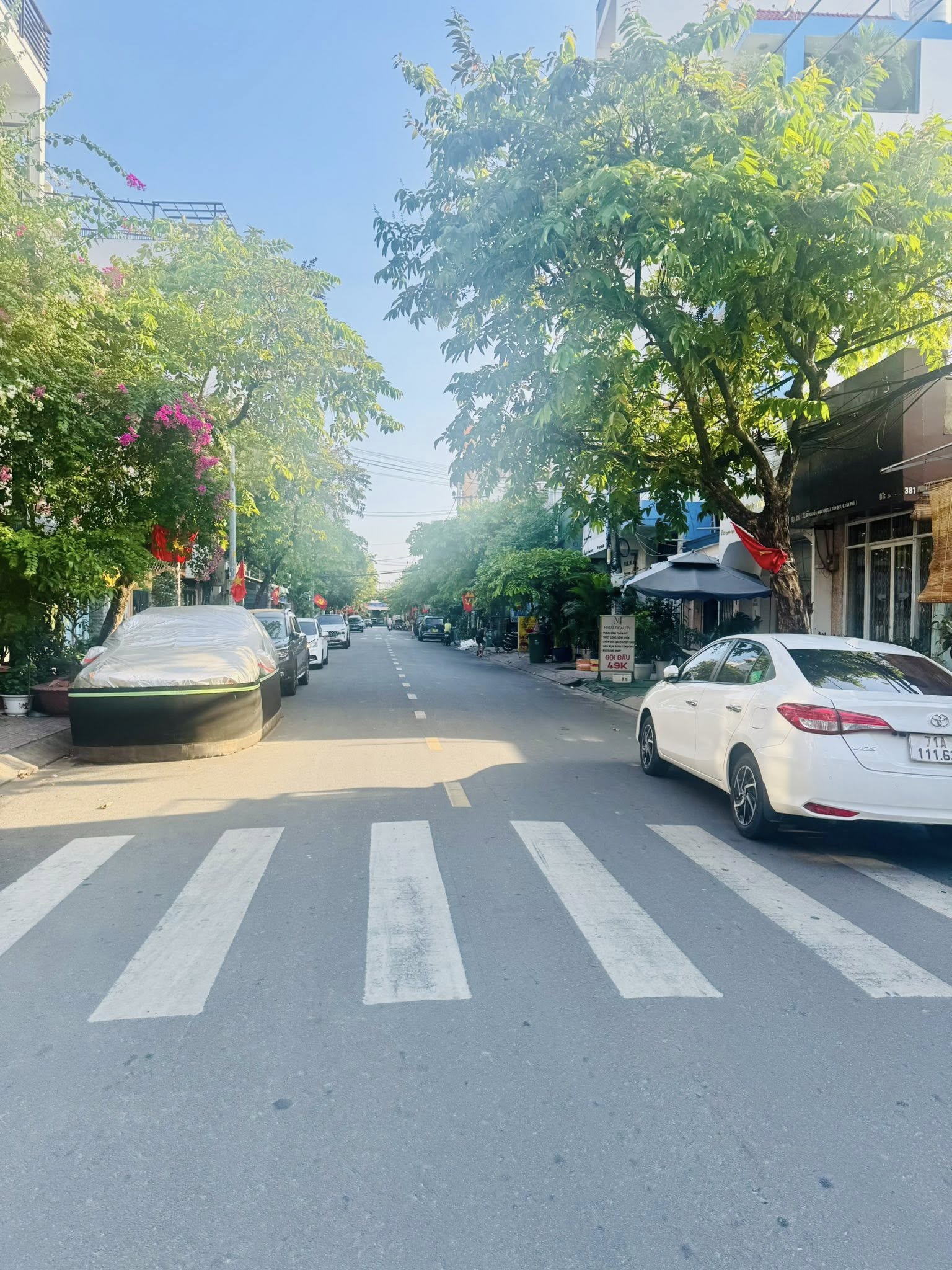 BÁN NHÀ TÂN HƯƠNG 2 MẶT HXH 80M2 3 TẦNG 5PN CÓ DÒNG TIỀN CHỈ 8 TL 15983368