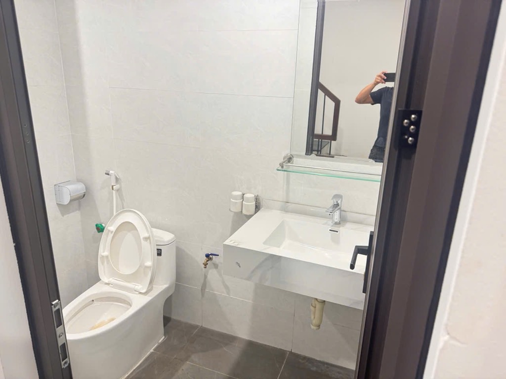 🏡 NHÀ MỚI ĐẸP – HÀNG XÓM HAPPY LAND – TRUNG TÂM ĐÔNG ANH

 15983399