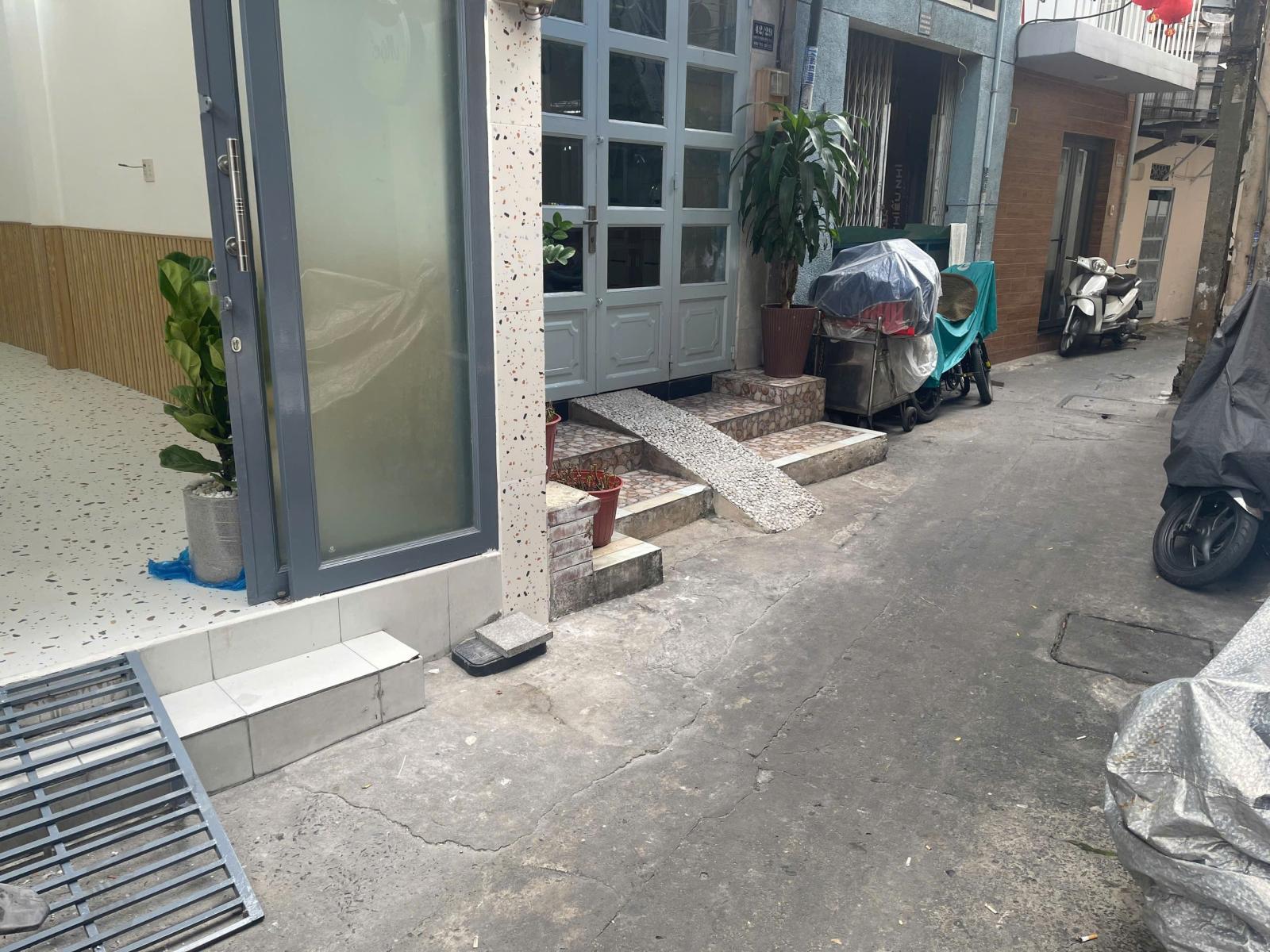 bán nhà hẽm Vip 291 Võ Văn Tần . trung tâm Quận 3 15983407