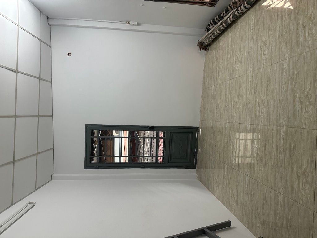 HẺM THÔNG NI SƯ HUỲNH LIÊN 20m2, 2PN, hơn 2 tỷ
 15983402