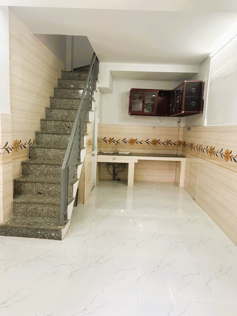 HẺM THÔNG NI SƯ HUỲNH LIÊN 20m2, 2PN, hơn 2 tỷ
 15983402