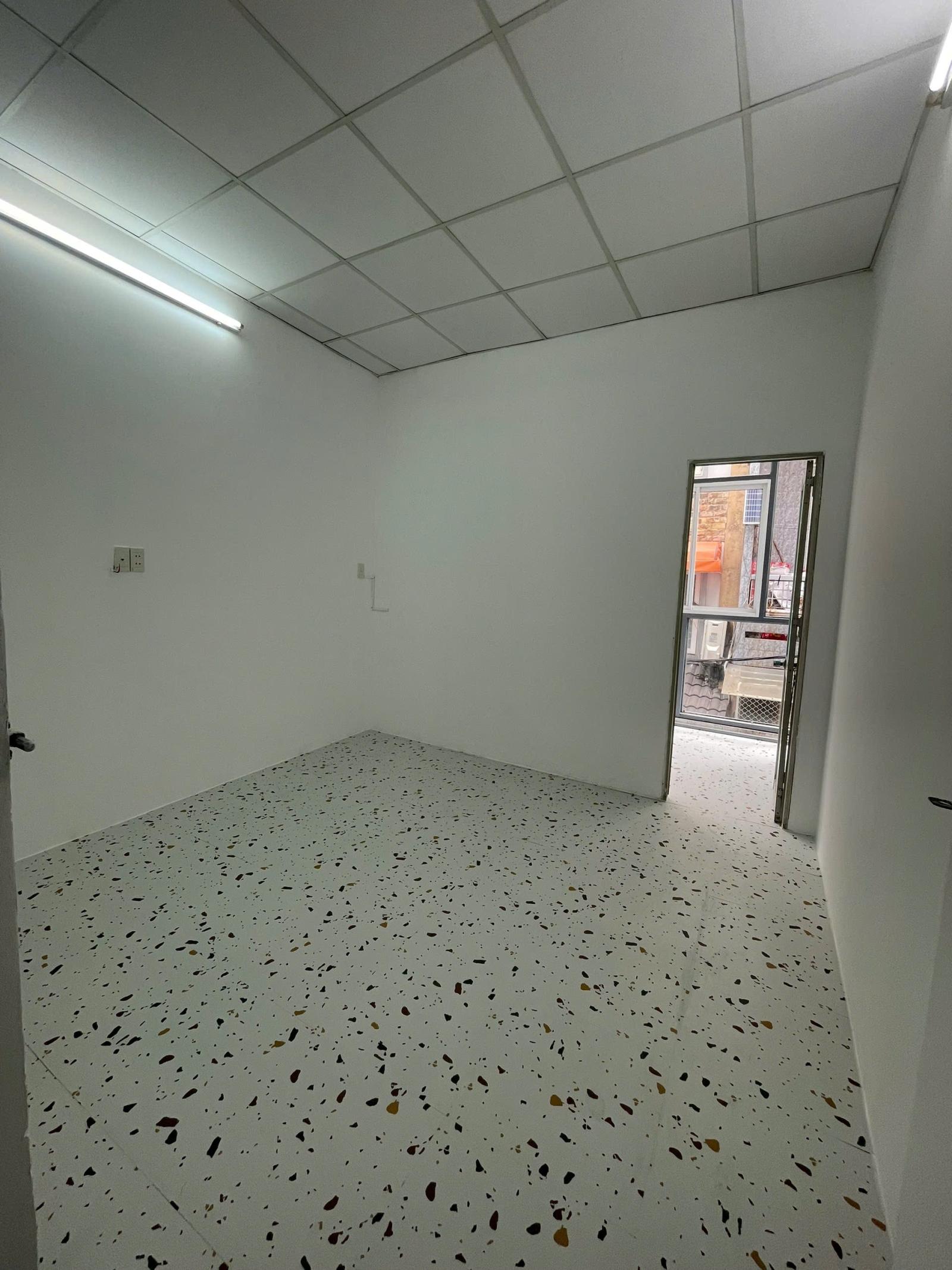 bán nhà hẽm Vip 291 Võ Văn Tần . trung tâm Quận 3 15983407