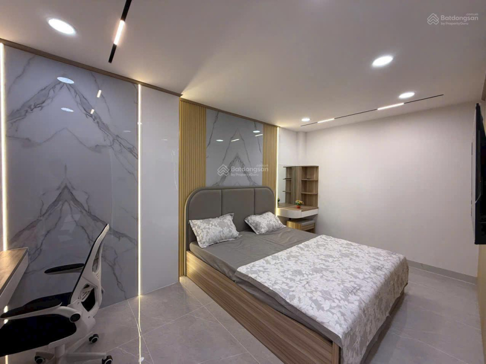 Nhà mới đẹp thang máy HXH nguyễn oanh P17 gv 5.8*8.5 kết cấu 5 tầng thang máy giá 9 tỷ 15983461