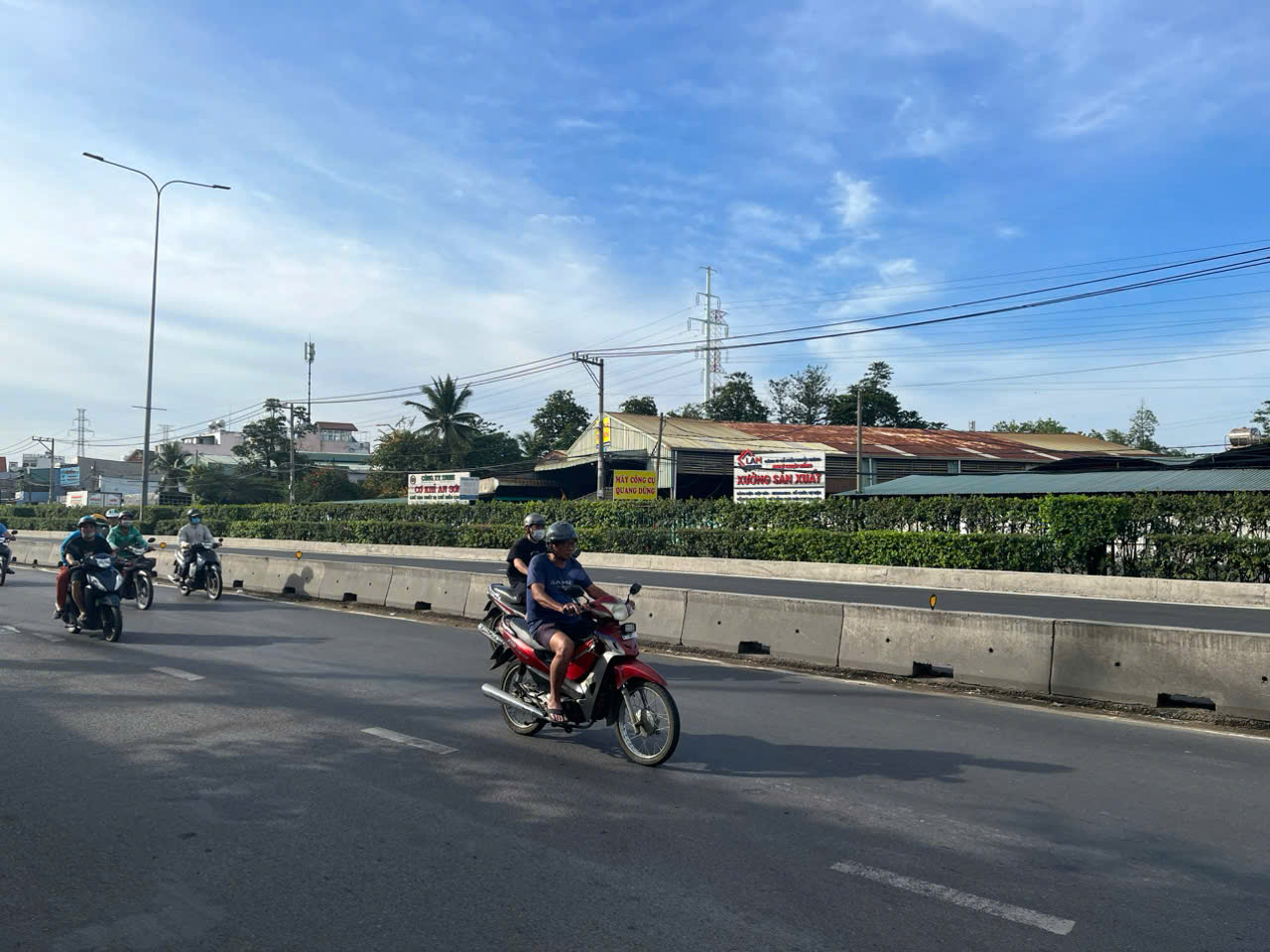 ĐẤT 2 MẶT TIỀN GẦN QUỐC LỘ 1A – TỔNG DT: 2.744M² – CHỈ 20 TỶ 15983478