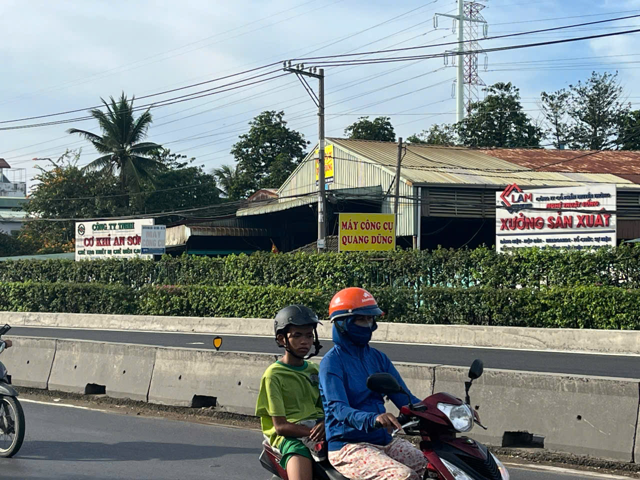 ĐẤT 2 MẶT TIỀN GẦN QUỐC LỘ 1A – TỔNG DT: 2.744M² – CHỈ 20 TỶ 15983478