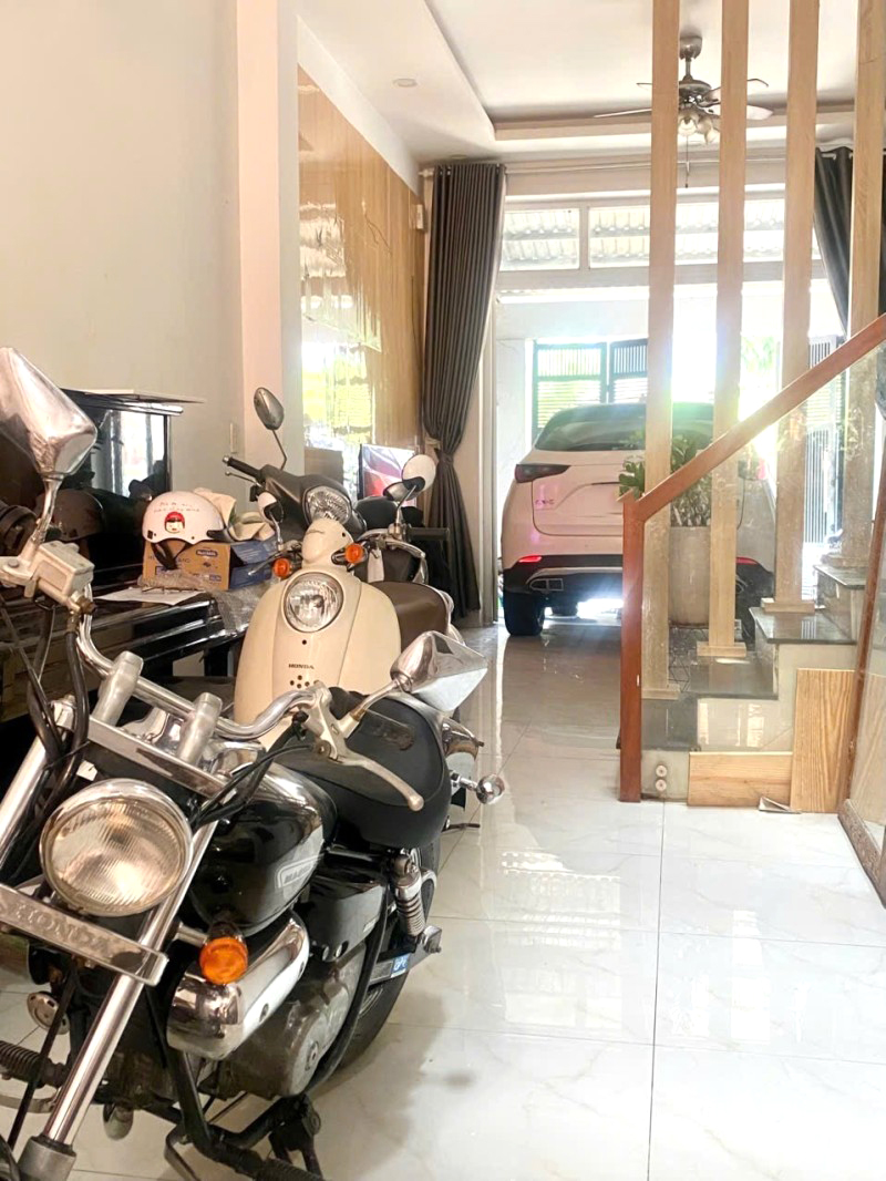 Bán Nhà Hiệp Bình Phước Thủ Đức 70m2, 3PN, Hẻm Ô Tô, Nhà 4 Tầng, Gần BV Hạnh Phúc, Giá 6,5 Tỷ 15983522