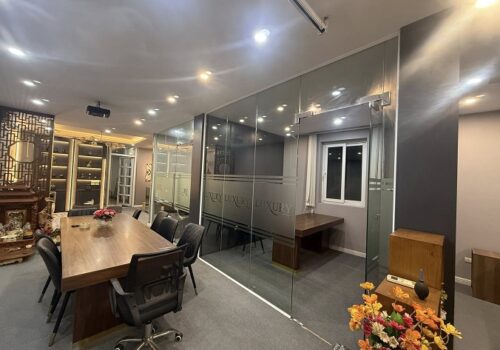 CHO THUÊ VĂN PHÒNG TẦNG 3 – nhà 567A Lạc Long Quân, Tây Hồ, Hà Nội 15983536