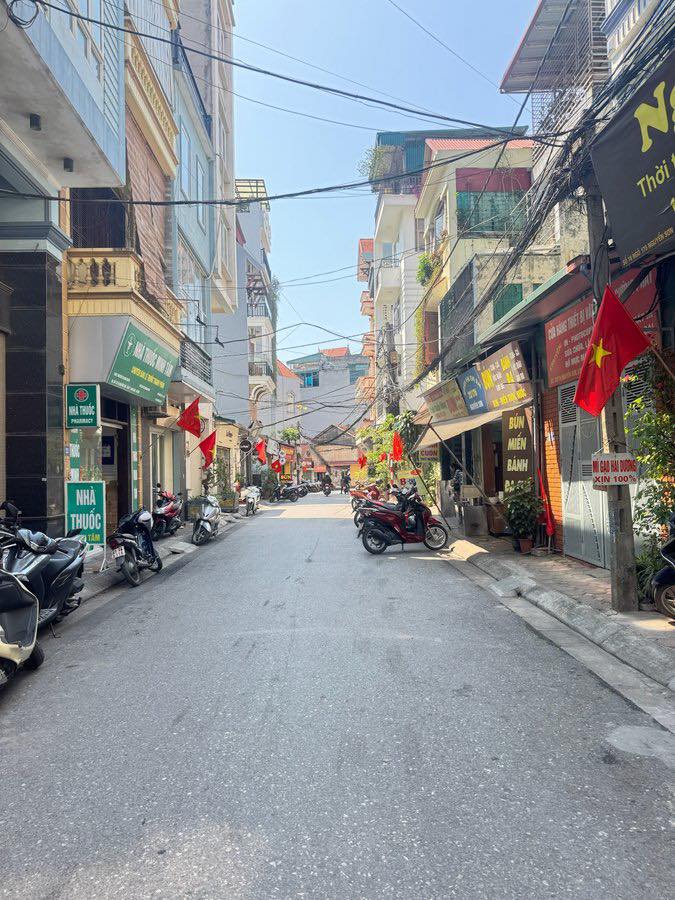 PHÂN LÔ PHỐ NGUYỄN SƠN 80M2, MT 4.5M, VỈA HÈ, KINH DOANH - NHỈNH 2X TỶ 15983546