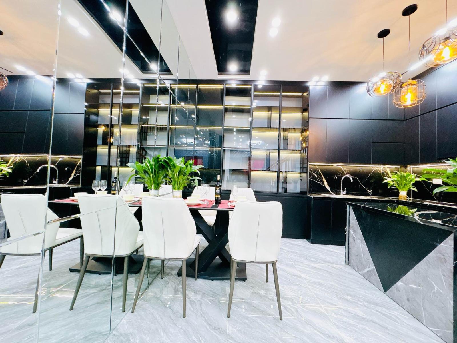 🔥NHÀ VƯƠNG THỪA VŨ PHÂN LÔ QUÂN ĐỘI HIẾM – Ô TÔ ĐỖ CỬA – NGÕ 5M THÊNH THANG 🔥
 15983600