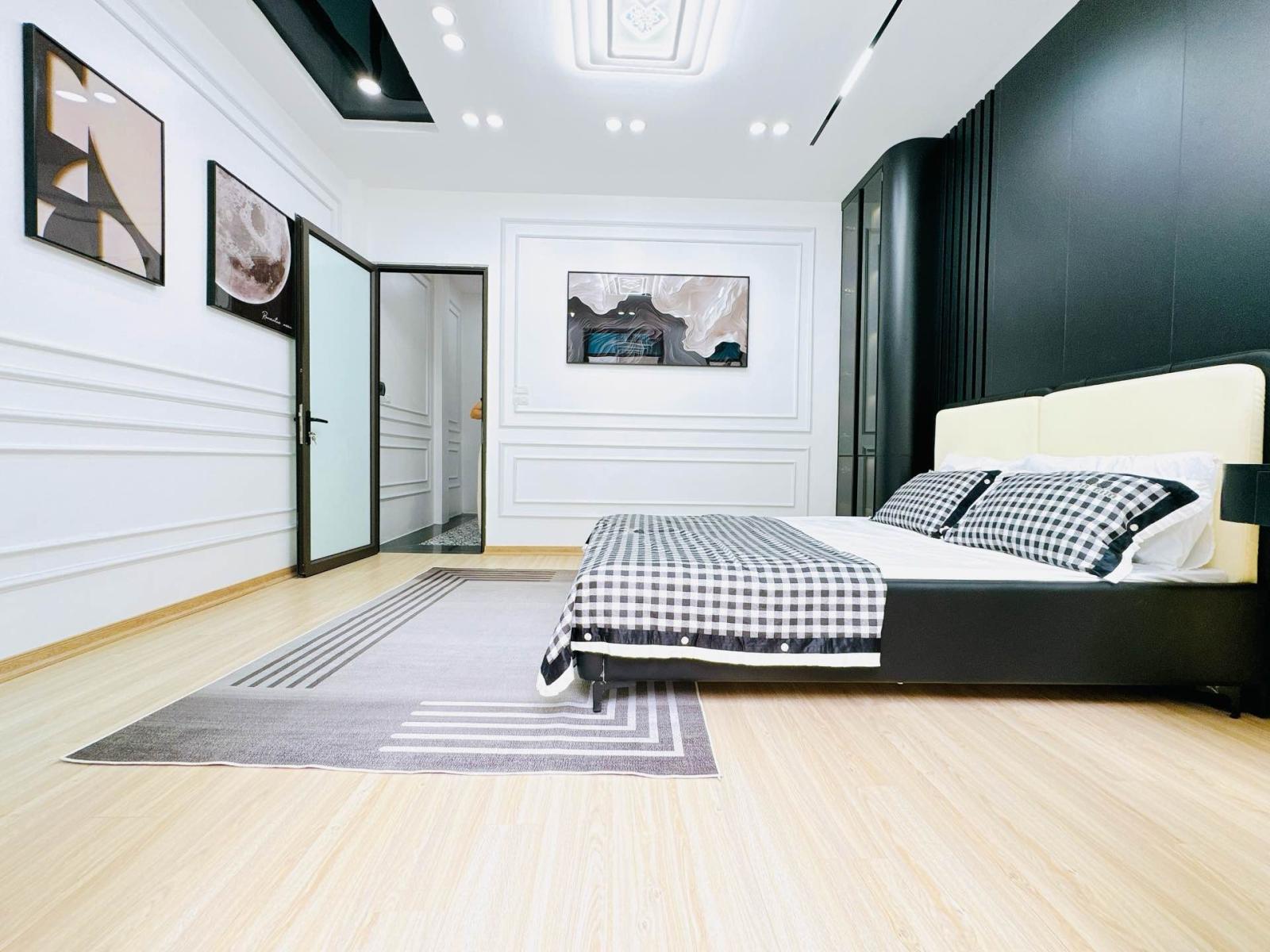 🔥NHÀ VƯƠNG THỪA VŨ PHÂN LÔ QUÂN ĐỘI HIẾM – Ô TÔ ĐỖ CỬA – NGÕ 5M THÊNH THANG 🔥
 15983600