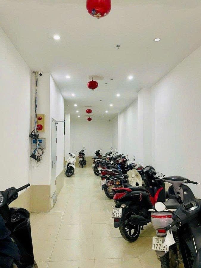 BÁN CCMN NGUYỄN LÂN - THANH XUÂN  DÒNG TIỀN ~100TR/THÁNG - 82m² - 7 tầng thang máy - 23.x Tỷ 15983601