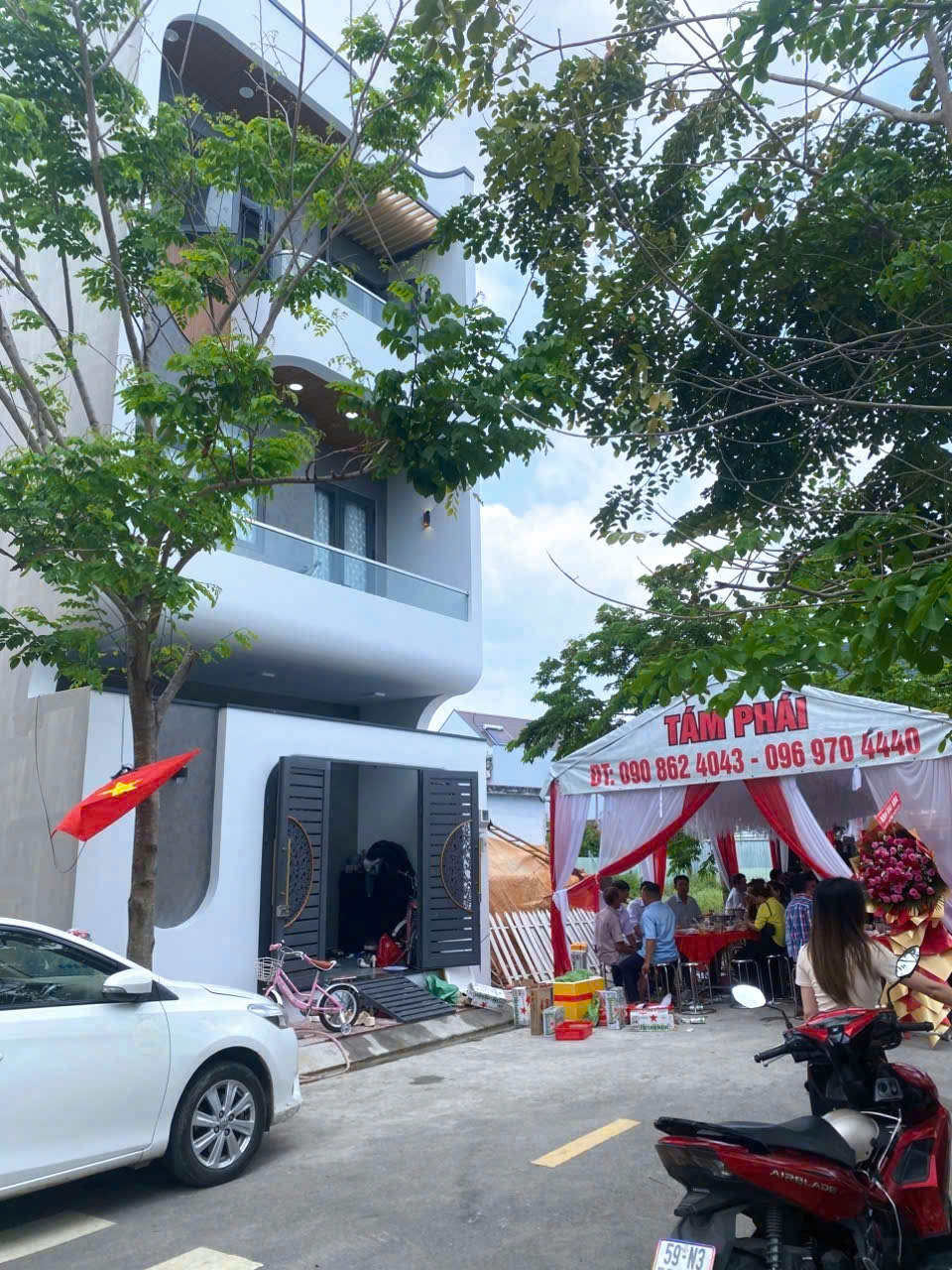 CẦN BÁN 53M2 ĐẤT THỔ CƯ MT ĐƯỜNG NHỰA XE TANK 15983604