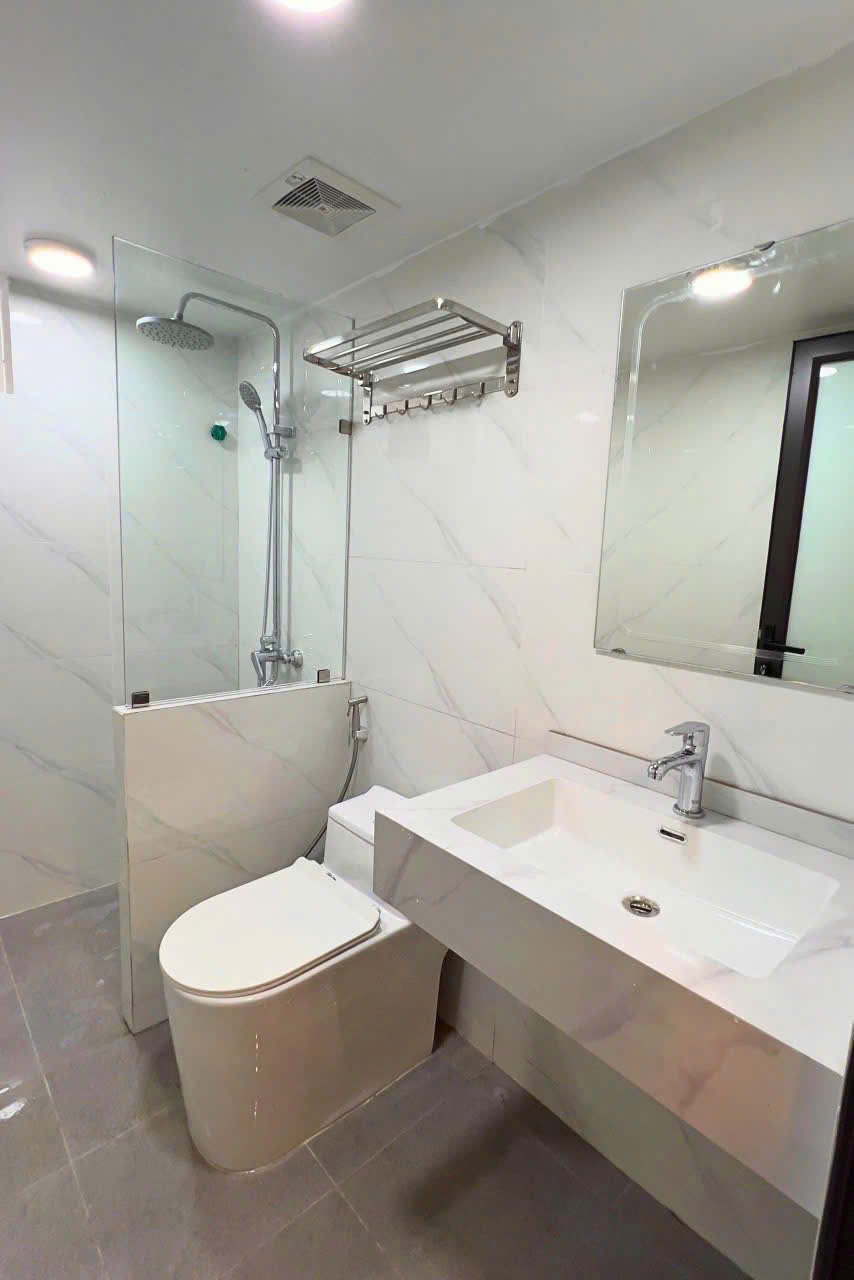 BÁN NHÀ 7 TẦNG MỚI XÂY – DÒNG TIỀN 25 PHÒNG CCMN – NGÕ THÔNG THOÁNG Ô TÔ 15983607