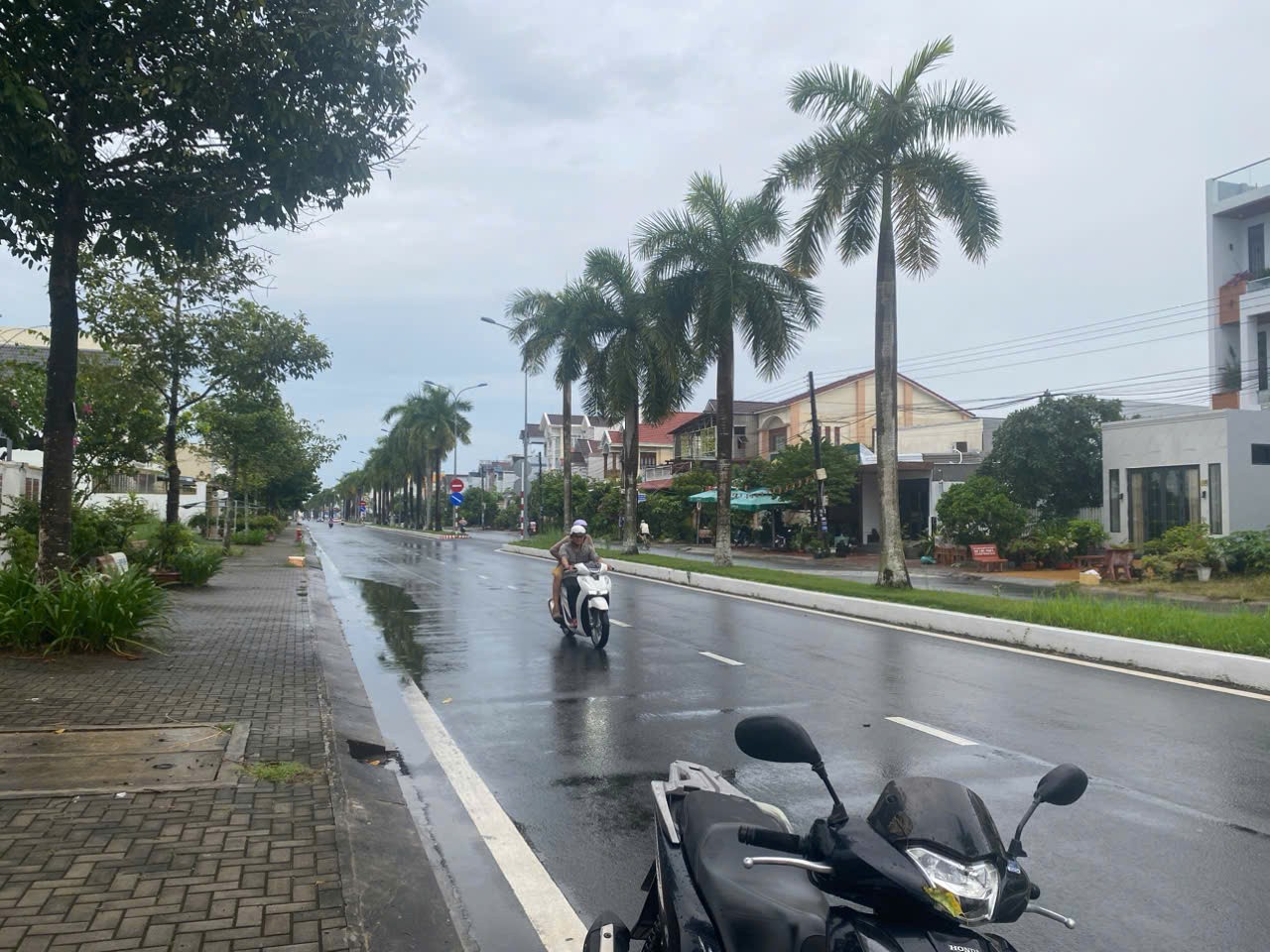 ĐẤT ĐẸP - Bán GẤP Lô Đất Tiềm Năng MẶT TIỀN Đường Châu Văn Liêm, Phường 9, Thành phố Cà Mau 15983638