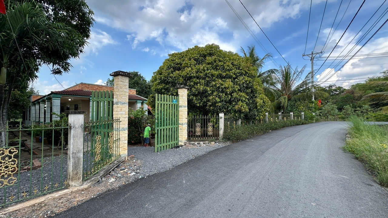 CẦN BÁN 1427M2 NHÀ VƯỜN MT ĐƯỜNG PHAN THỊ KHAI 15983692