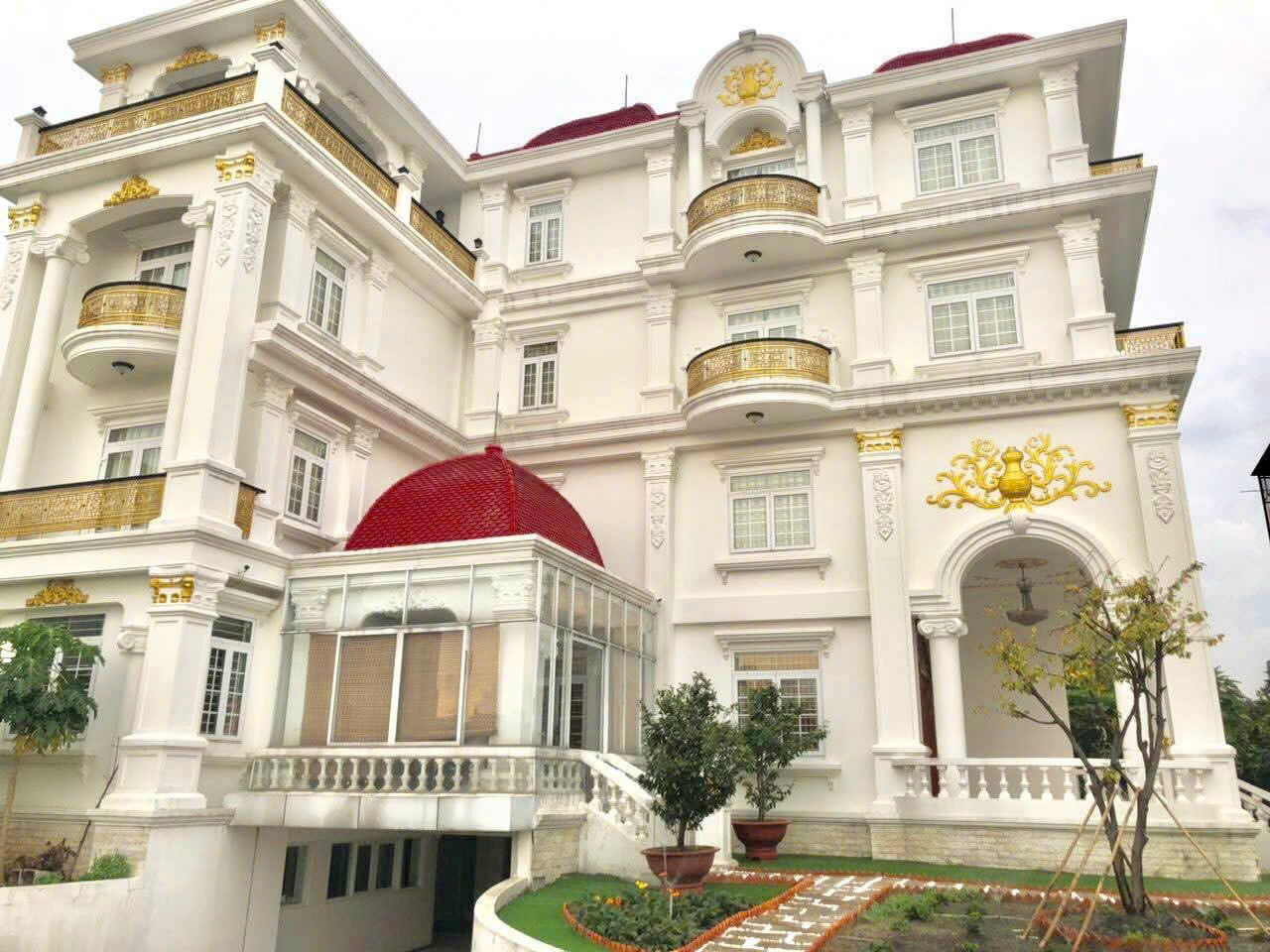 BIỆT PHỦ SIÊU KHỦNG 1.233M² – HẦM 5 TẦNG – SÂN VƯỜN GẦN 1.000M² – CHỈ 95 TỶ 15983706