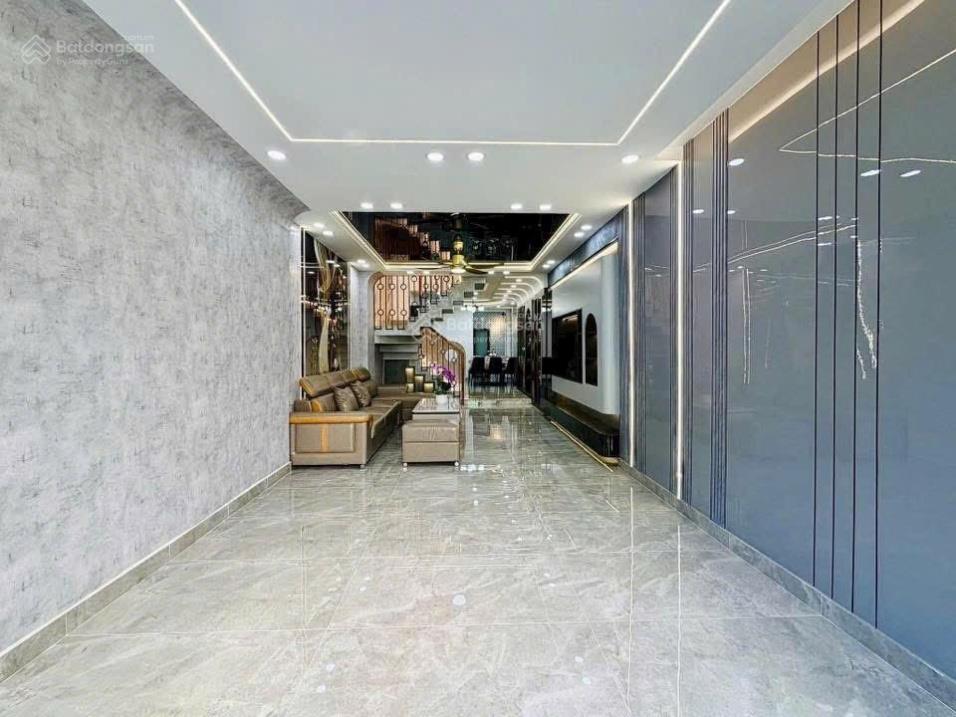 Siêu phẩm Nhà to cửa rộng - đường xe hơi vị trí: Quang Trung, AHT, Gò Vấp 15983724