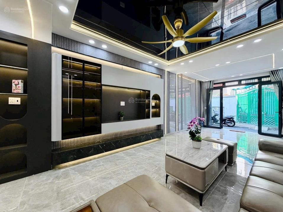 Siêu phẩm Nhà to cửa rộng - đường xe hơi vị trí: Quang Trung, AHT, Gò Vấp 15983724