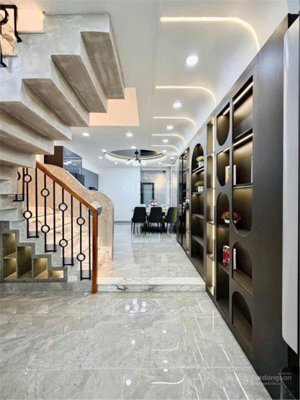 Siêu phẩm Nhà to cửa rộng - đường xe hơi vị trí: Quang Trung, AHT, Gò Vấp 15983724