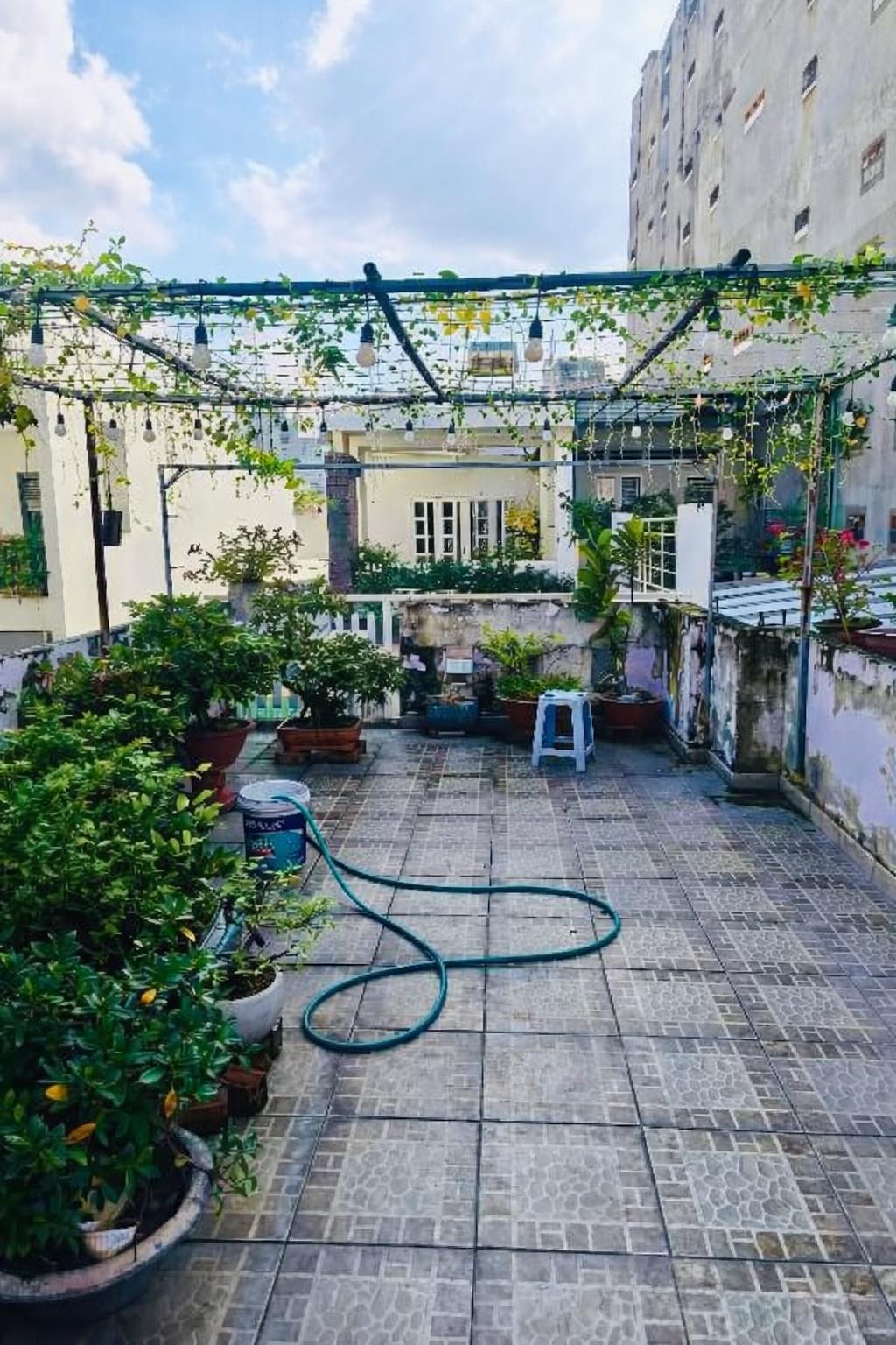 GẦN CHỢ TÂN HƯƠNG – 2 MẶT HXH– DÒNG TIỀN 26TR – 80M2 – 3 TẦNG – 5PN  8  TL 15983739