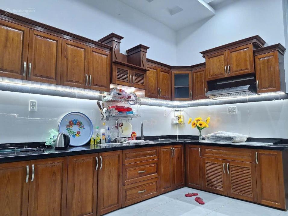 Bán Nhà Riêng 252// HxH 6m, Diện tích 5x14.5, CN 71 m2 Giá tốt 8.5 tỷ. 15983746