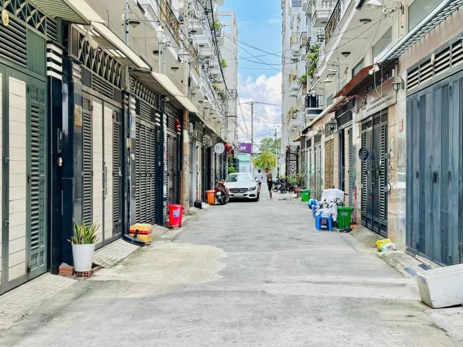 BÁN NHÀ 1 TRỤC (HXH 6M) CÓ THANG MÁY FULL NỘI THẤT, DT 4X16=64m2 Nhà Mới Vào Ở Ngay GIÁ 8,7 Còn TL 15983755