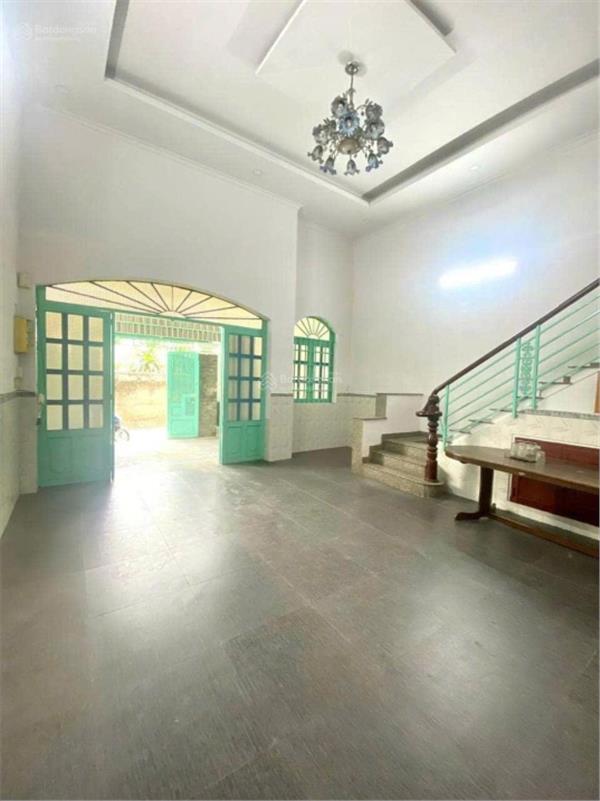 HXH 5 m thông tại 448/65/ Phan Huy Ích P12, DT 6x16 nở hậu 8m (DT công nhận 98m2) giá 8 tỷ còn TL 15983772