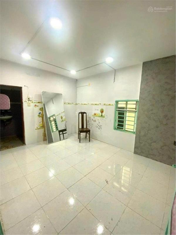 HXH 5 m thông tại 448/65/ Phan Huy Ích P12, DT 6x16 nở hậu 8m (DT công nhận 98m2) giá 8 tỷ còn TL 15983772