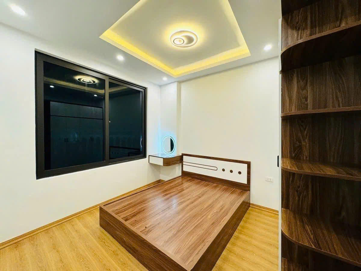 BÁN NHÀ KHƯƠNG TRUNG – THANH XUÂN  40m² – 6 TẦNG – 9.X TỶ 15983781