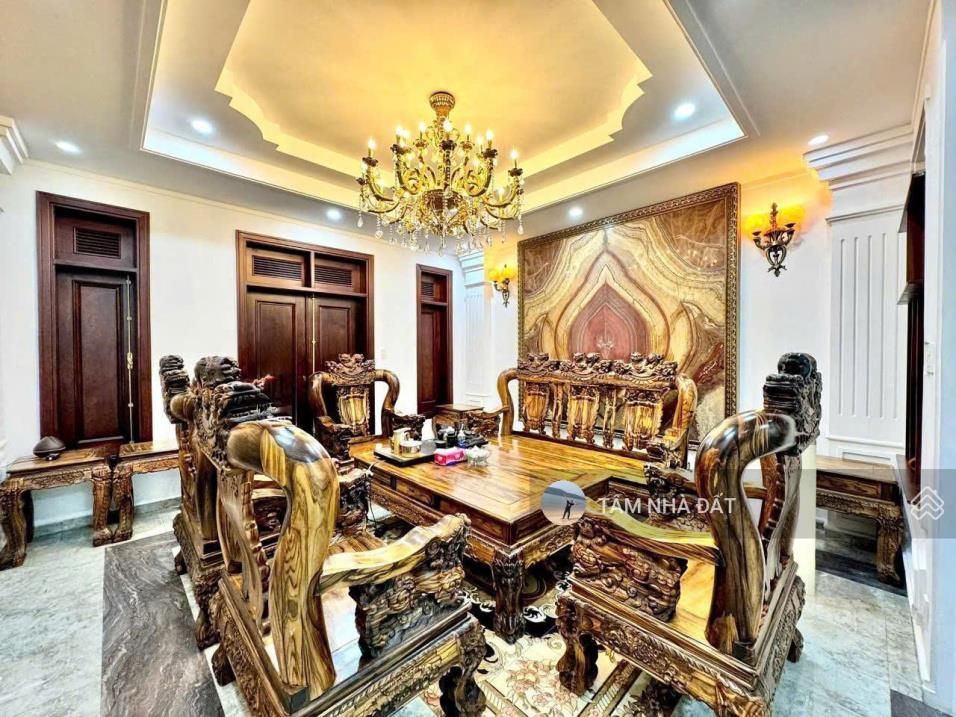 Gần Siêu Thị Emart Gò Vấp ! Cực Phẩm Phan Văn Trị 5x17m (CN 83m2, 313m2 sàn) + 5 Tầng Thang Máy 15983835