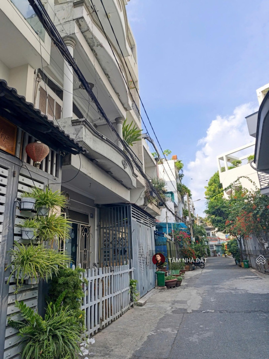 Gần kênh Tham Lương! Bán nhà hẻm xe hơi 3 tầng + 68.1m2 + giá 7,2 tỷ LH 0933523239 Tâm nhà đất 15983861