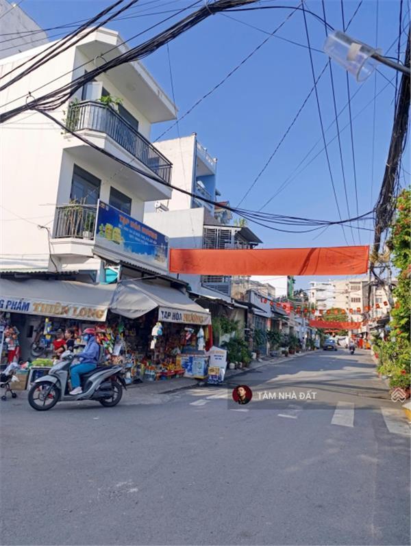 Hàng hót hẻm xe hơi Nguyễn Văn Lượng + Nhà ngang lớn 6.5x13m nở hậu tài lộc + Tiềm năng tăng giá 15983884